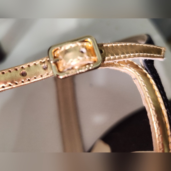 JIMMY CHOO GORGEOUS BLACK SATIN & GOLD ANKLE STRAP SANDALS 40.5 - Picture 15 of 16